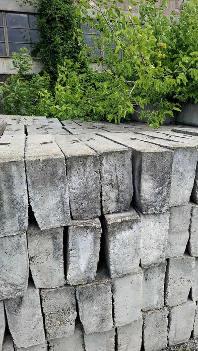 Бетонни Траверси и Бетонни Канавки Бетонни бордюри