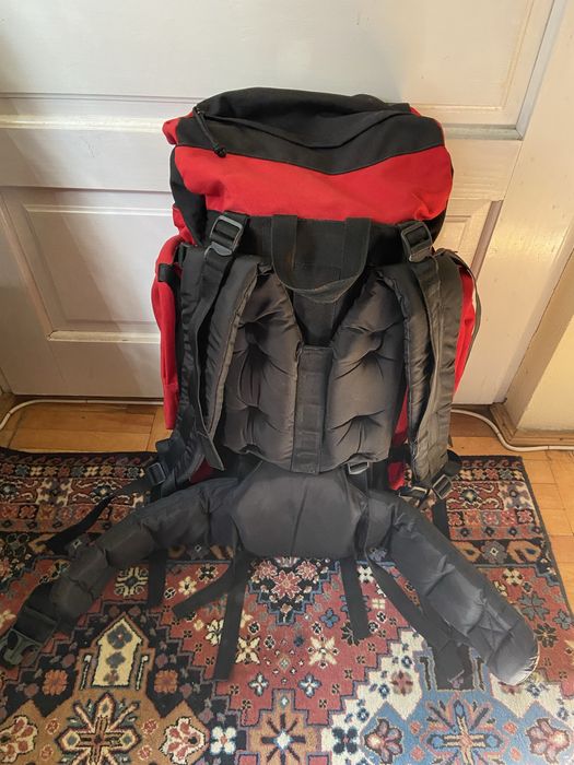 Vând rucsac 78l trekking/speo…(Rezervat)