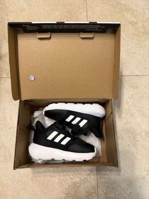 Детски маратонки Adidas - р. 21