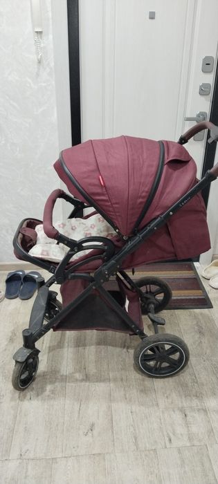 Продам детскую коляску
