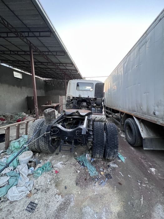 Tyagach  isuzu v8 mator