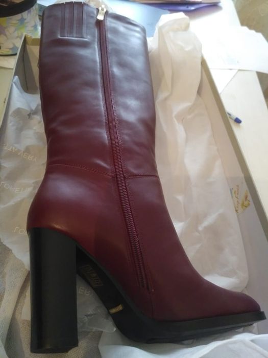 Женские сапоги - 35 размер