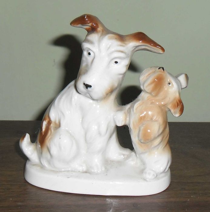 Lot 9 bibelouri reprezentând diverse animale