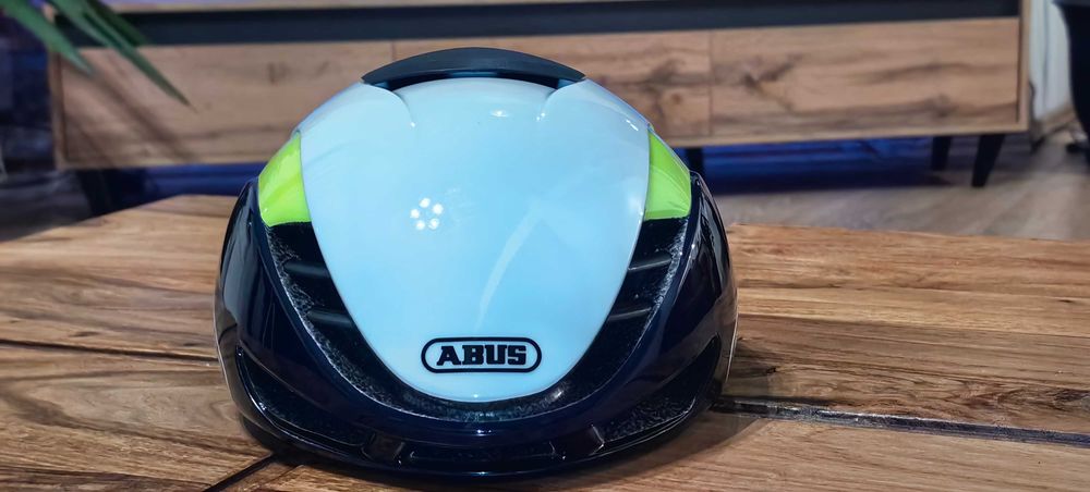 Gamecharger 2.0 helmet Redbull Moviestar casca ciclism