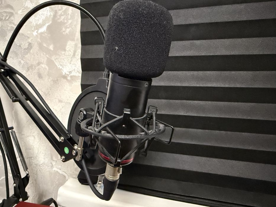 Аудиокарта, аудиоинтерфейс focusrite scarlett solo studio 4th gen