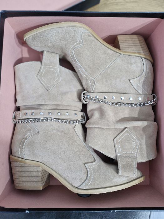 Ghete piele întoarsă