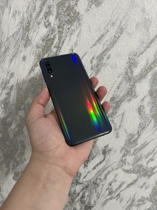 Продам Самсунг А50/ Samsung A50