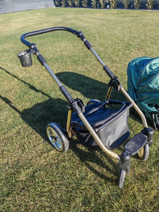 Vând cărucior adamex regio 3 in 1