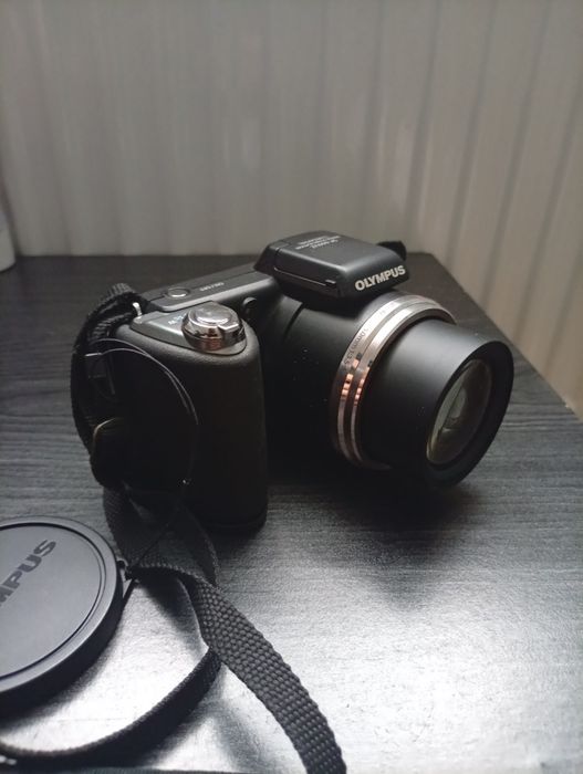 Aparat foto/video OLYMPUS