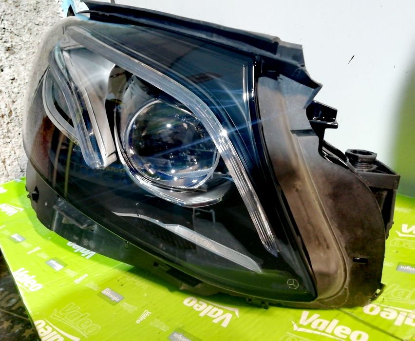 Фар Фарове за Mercedes E-classa W213 / Мерцедес Е А213 MULTIBEAM LED.