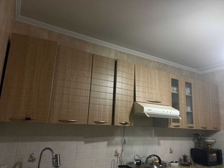кухня 2,6 м в хорошем состоянии