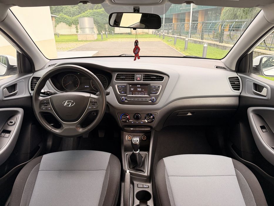 Hyundai i 20 cu doar 65.000 km !!! Facelift ! Euro 6