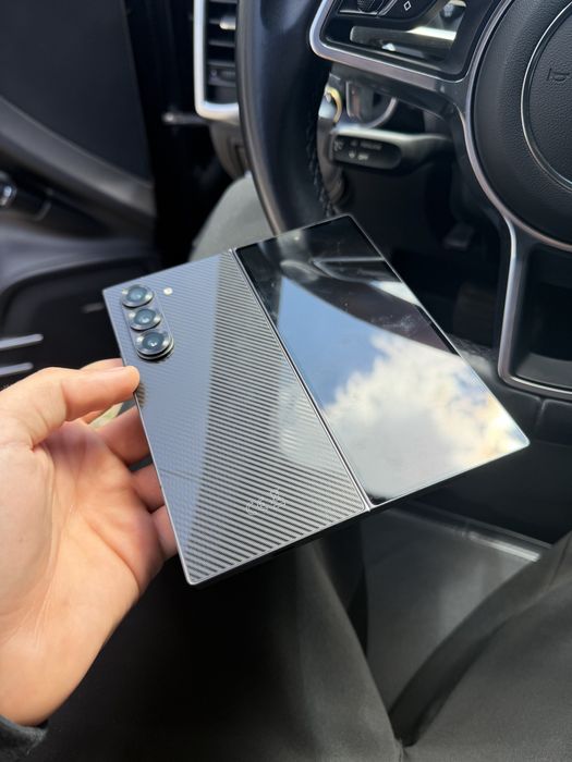 Samsung Z Fold6 editia Carbon 1 TB memorie