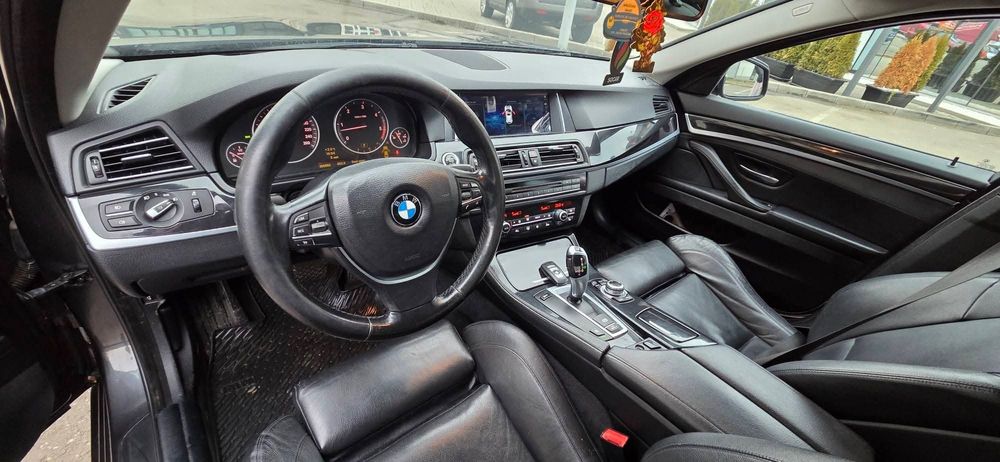 Bmw f10 530d an 2011 propietar in acte