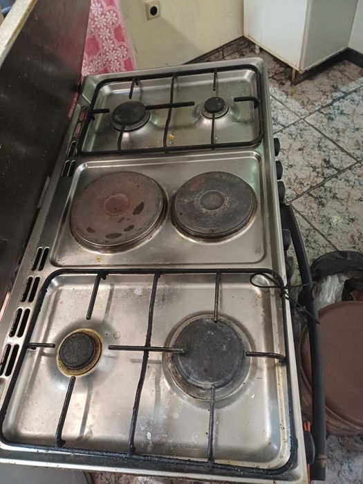 Комбинирана готварскка печка на ток и газ CANDY