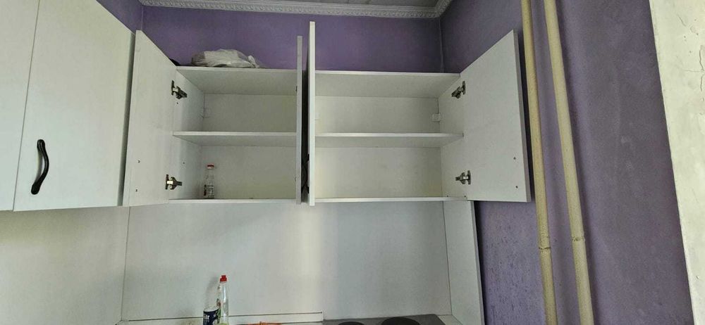 продам кухонный гарнитур б/у
