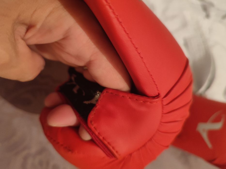 Кимоно для каратэ/ перчатки для каратэ