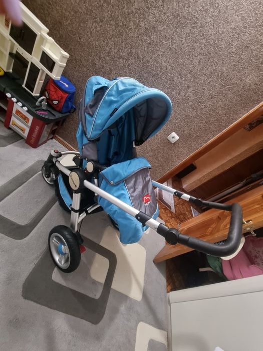Продам коляску Quatro Makalu4