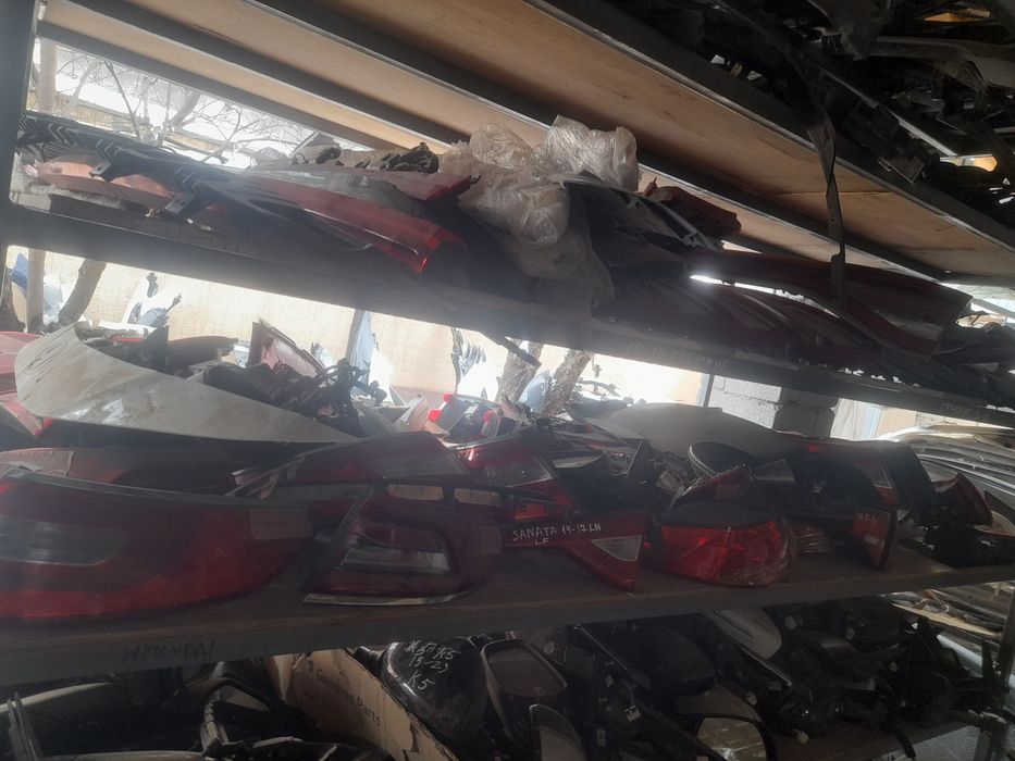 Оригинал запчасть стопы фара