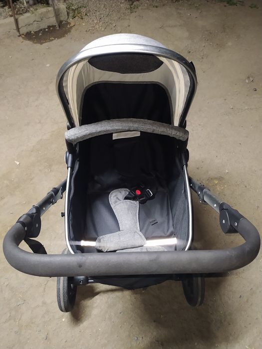 Детская коляска.