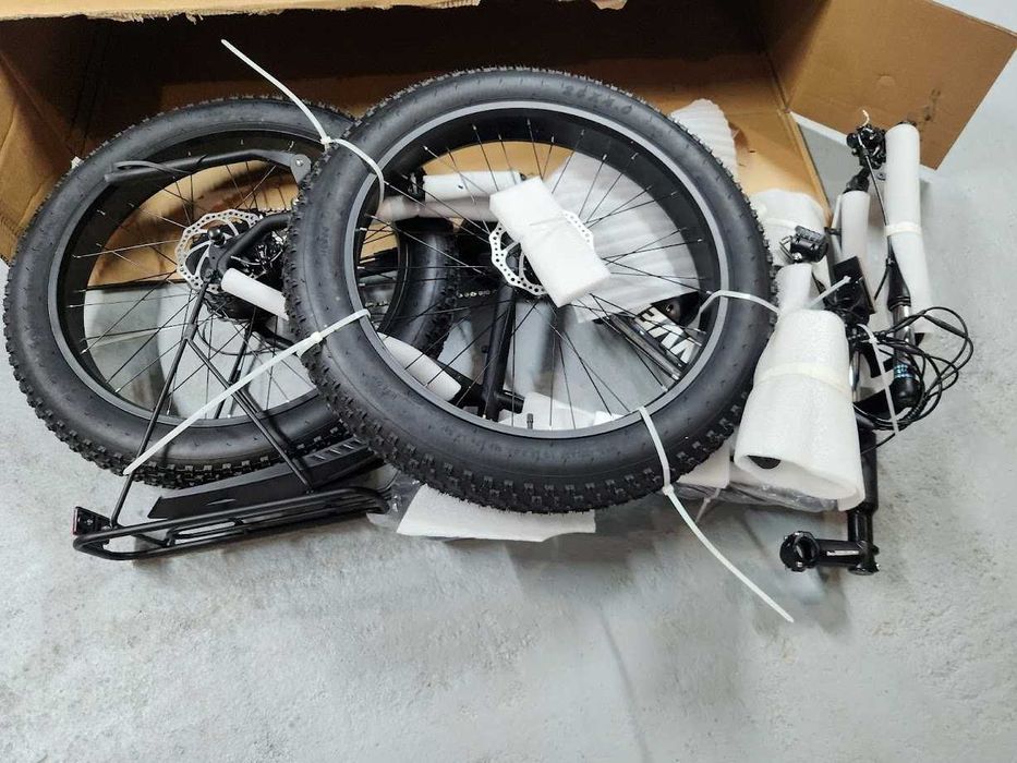 Bicicleta electrica, roti pe 26