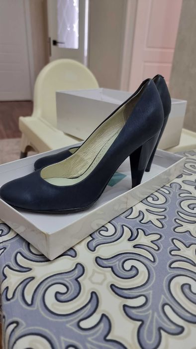 Туфли женские 35 размер