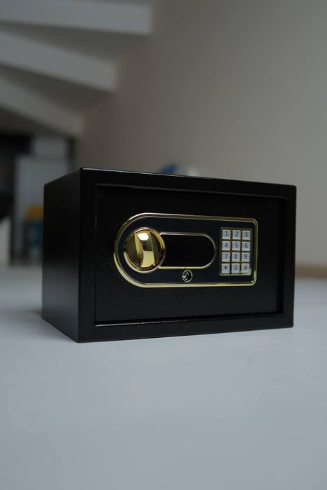 Сейф электронный