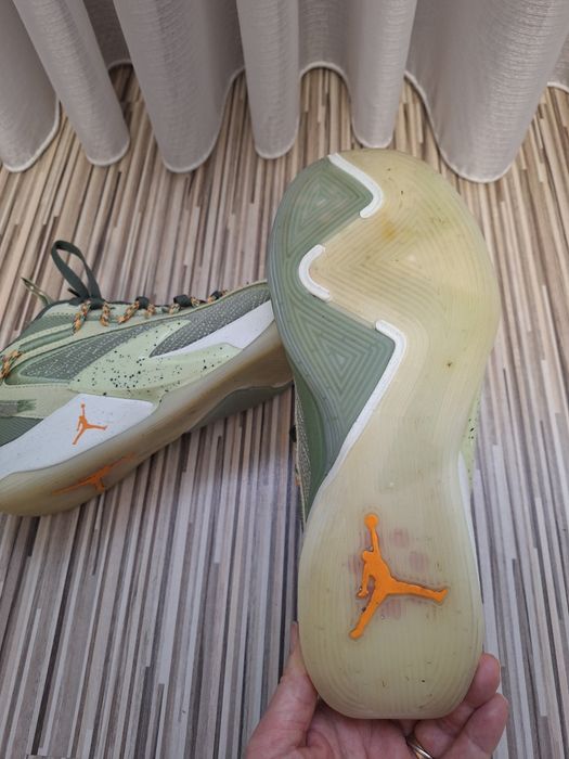 Air Jordan Luka 2 mărime 41 (uk7) ca noi.