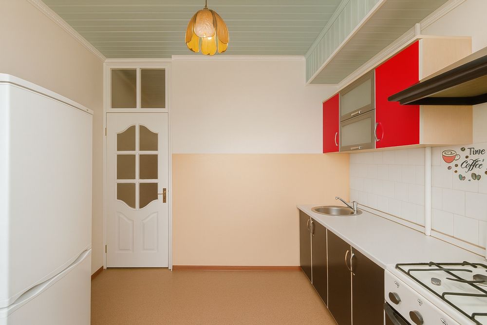 ПРОДАЁТСЯ 4-комнатная Квартира г. Чирчик