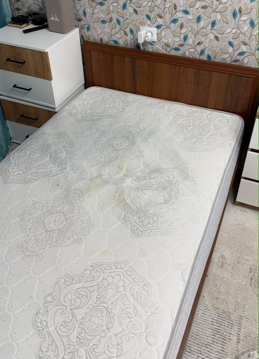 Продам диванчик и кровать