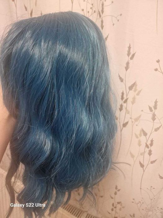 Тъмно синя перука до рамене. Изкуствена коса