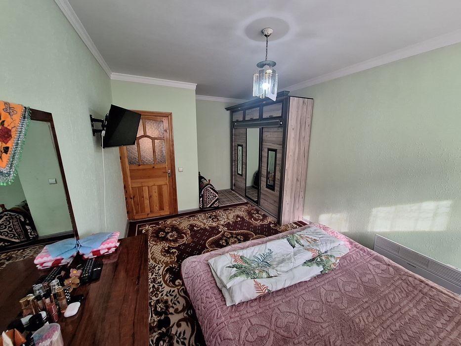 2 xonali xonadon sotiladi. Продаётся двухкомнатная кварти