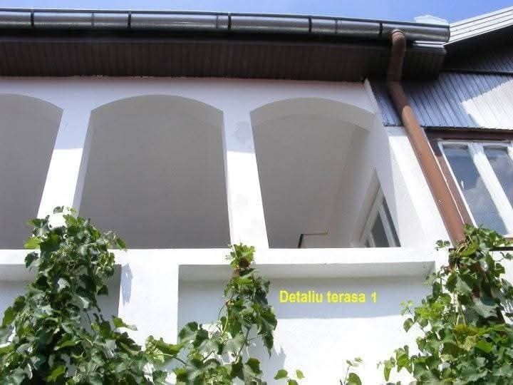 Vând casă tip vila in Calafat