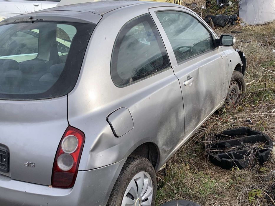 Nissan Micra 2005 на части