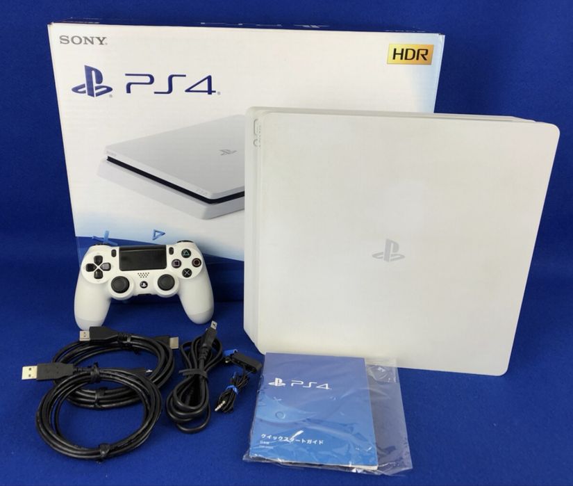 Продается ps4 slim с дискасм