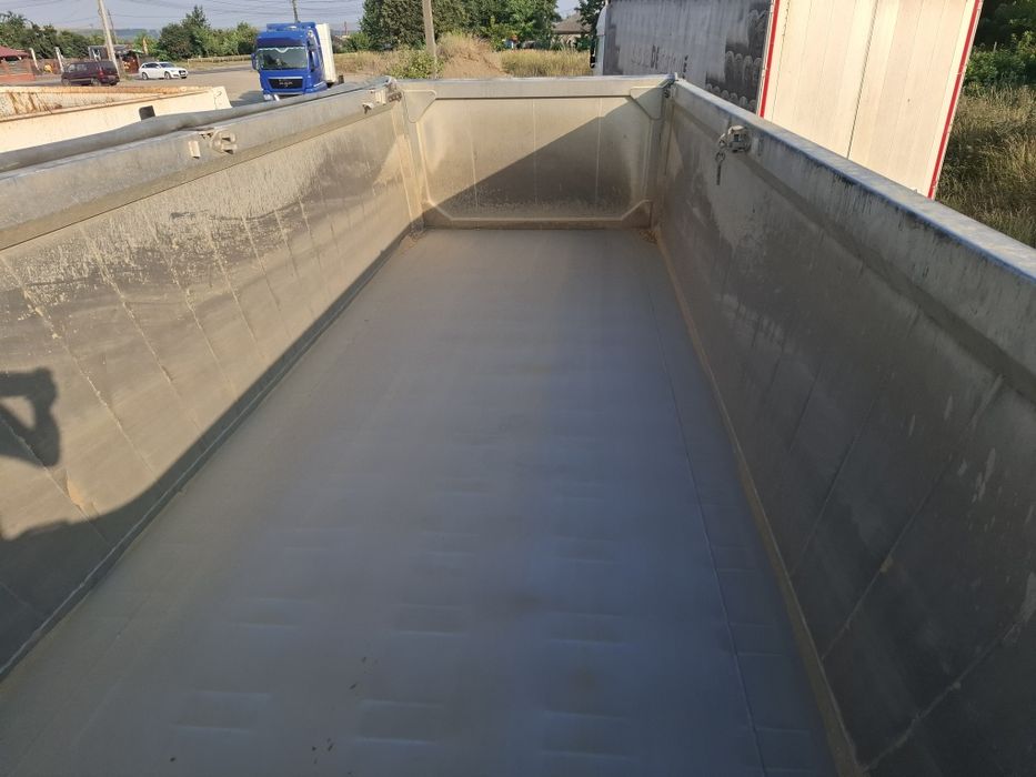 Semiremorca basculabila weilton 26 mc, an 2021,