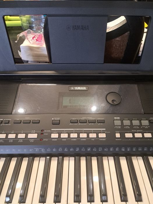 amaha PSR-E433 синтезатор