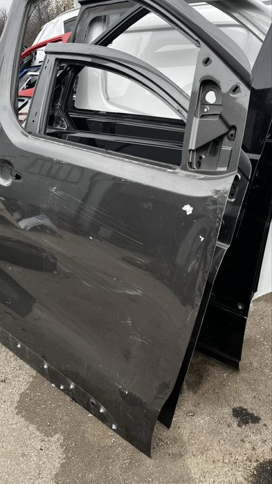 Предна дясна, и задна лява врата Toyota Proace, Citroen Jumpy, Peugeot