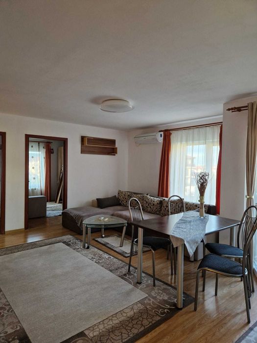 Apartament de închiriat _Strada Florilor