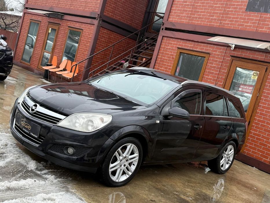 Opel Astra Piele Navi Trapa Posibilitate Cumparare Rate Fara Avans Schimburi Auto