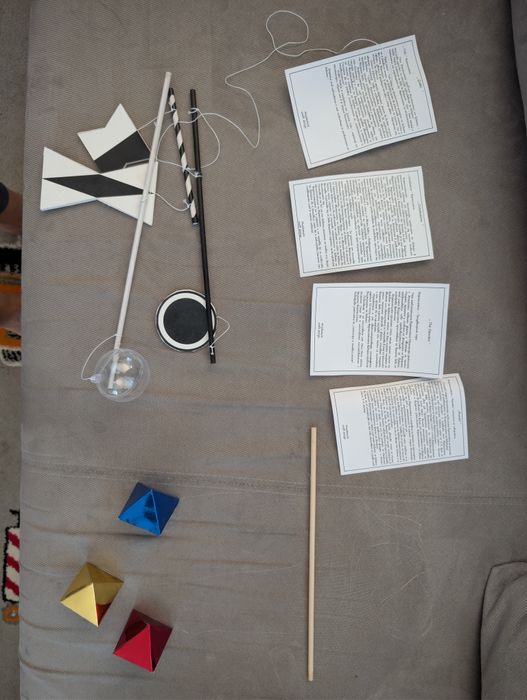Монтесори въртележки/ Montessori mobiles