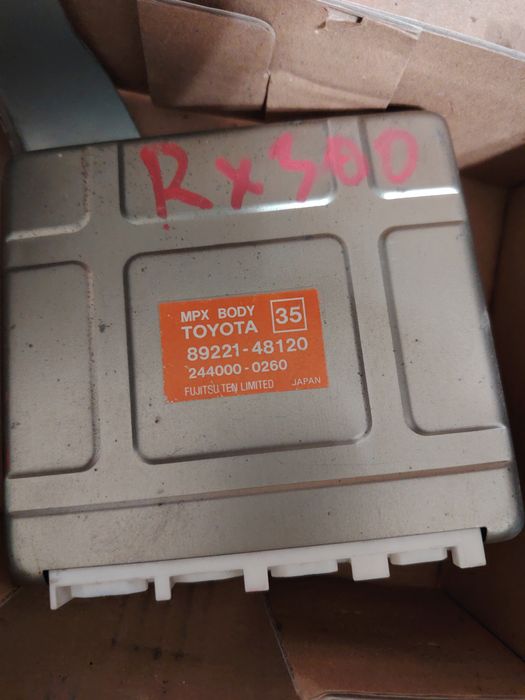 ЭБУ Lexus Rx300  европеец