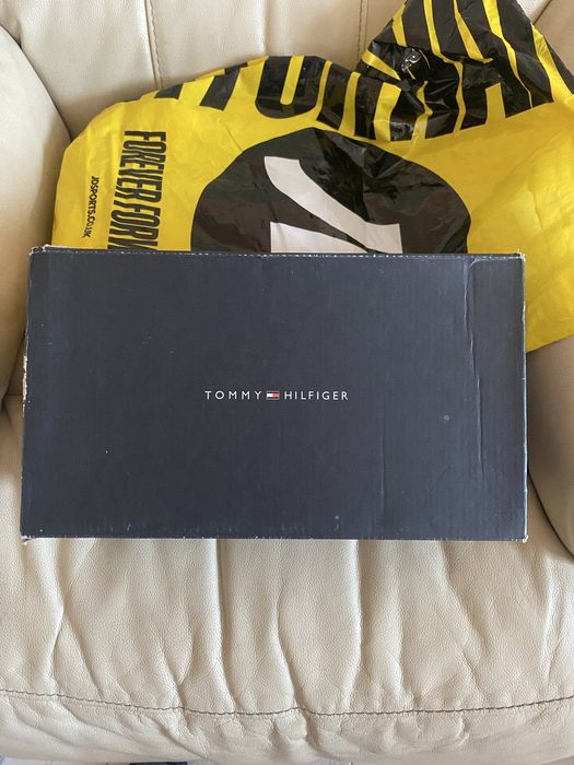 Tommy Hilfiger дамски обувки