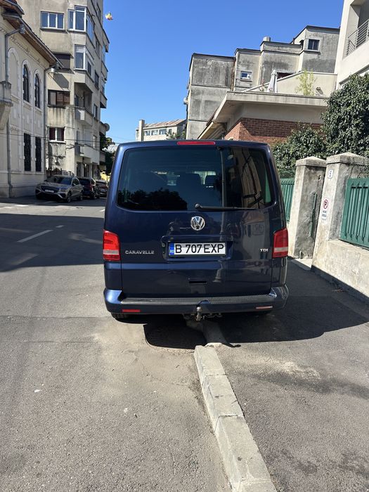 Volkswagen Caravelle T5  8+1 locuri