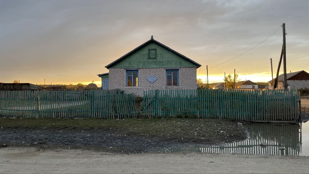 Продается дом в центре села Новоникольское