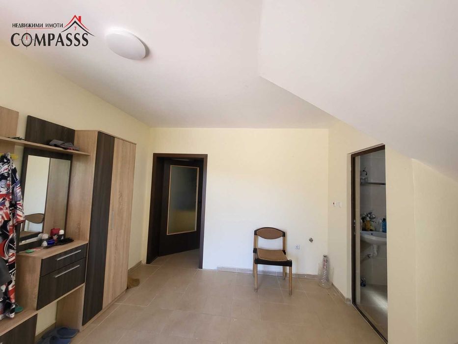 с. Драганово, Обл. Добрич, КЪЩА на 2 етажа – 107372евро!