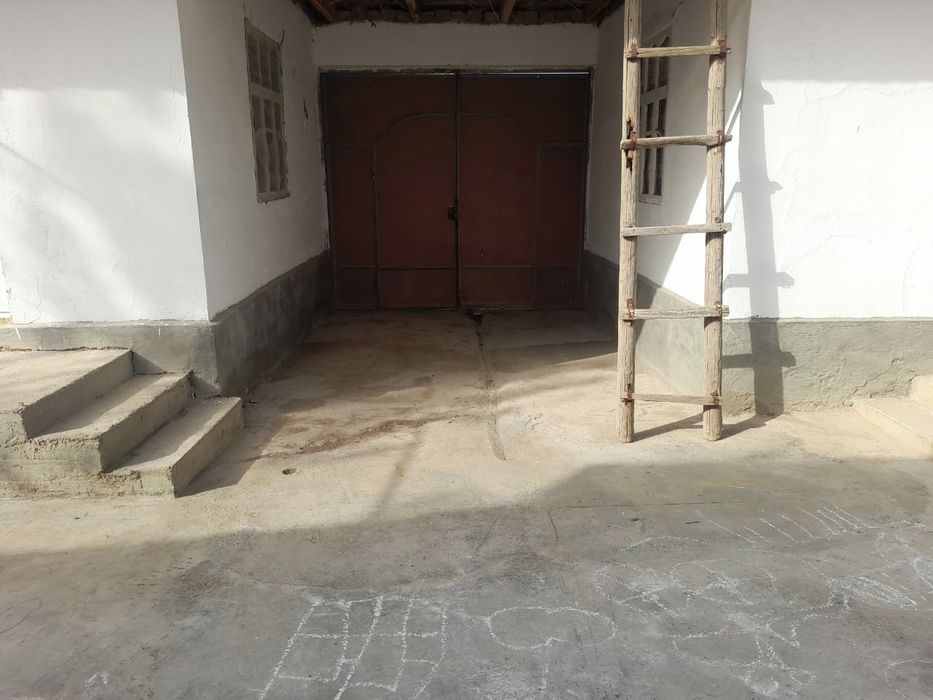 Uy sotiladi, Bostonliq tumani, Tashkent 10 sotok