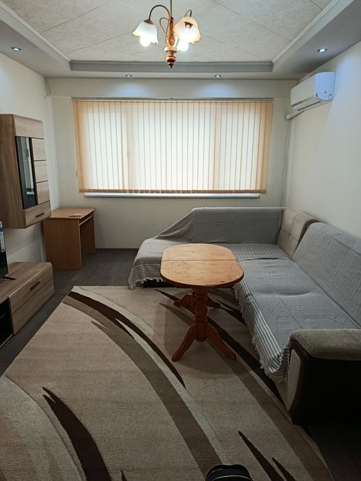 Давам под наем апартамент