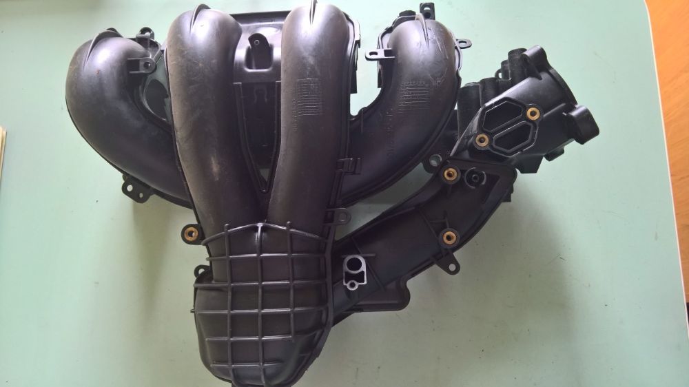 Продавам части за Мондео МК3 , Фиеста МК3