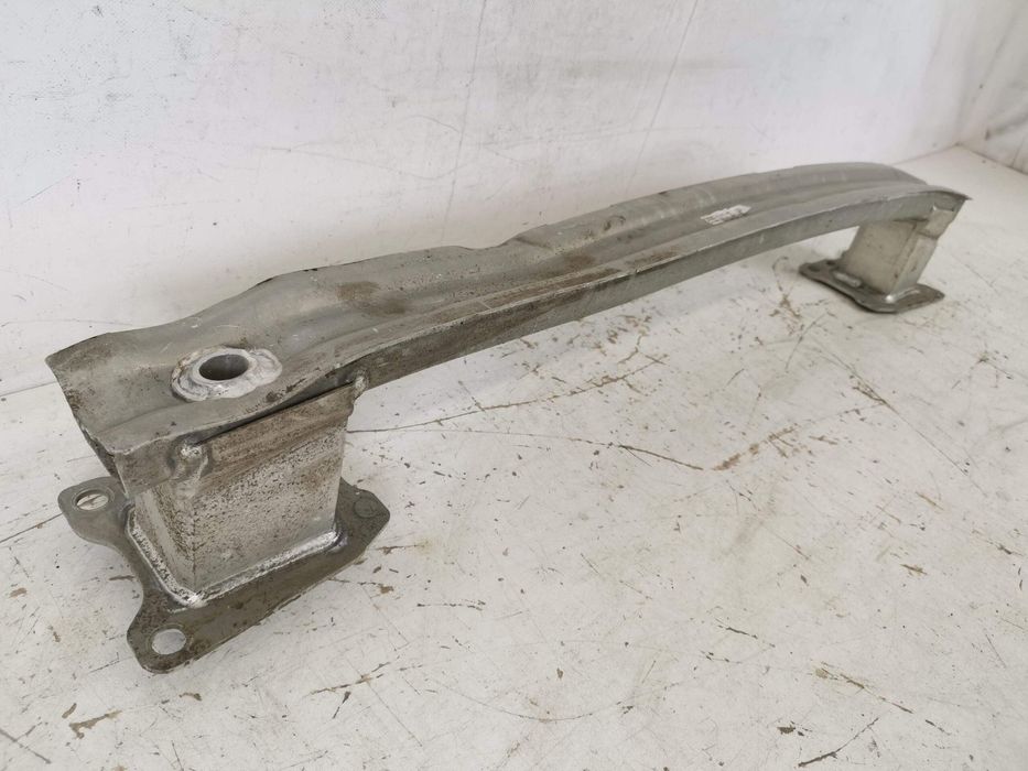 Арматура Задна Броня Ауди А4 Б9 / Audi A4 B9 [ - ] Оригинална В Добро